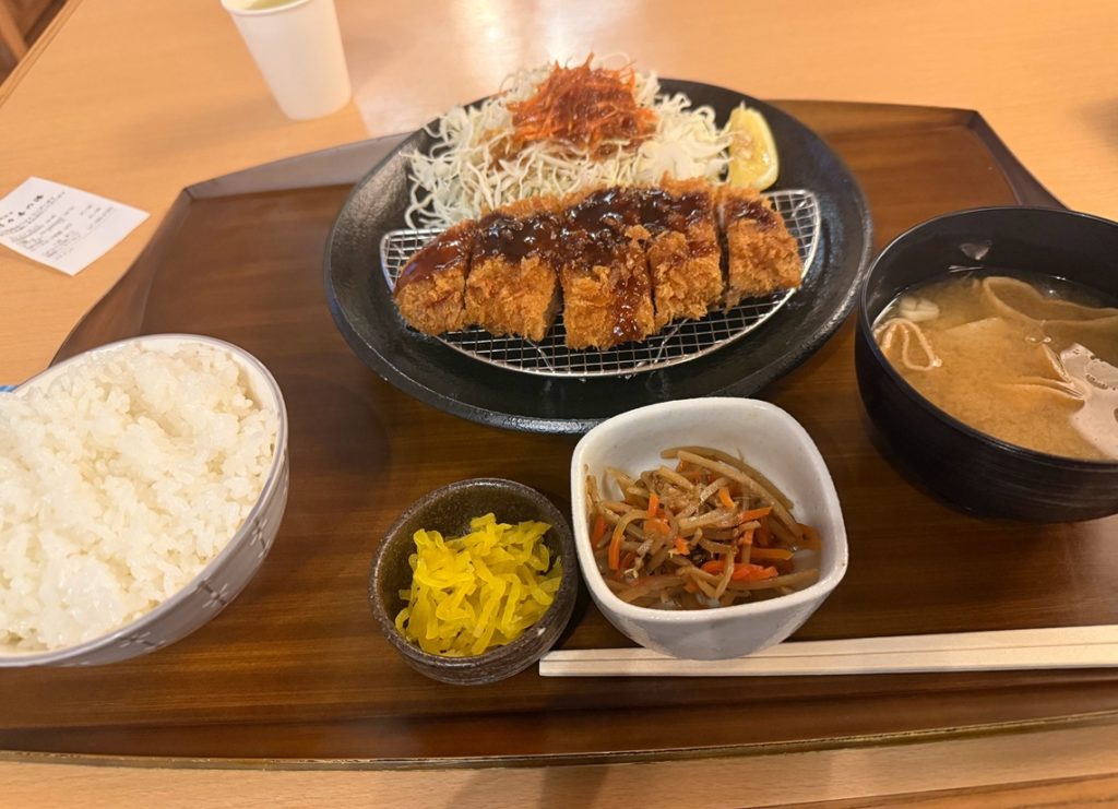 お食事処　～響彩～